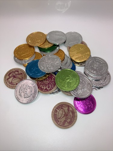 Lot mardi gras doubloons - of,